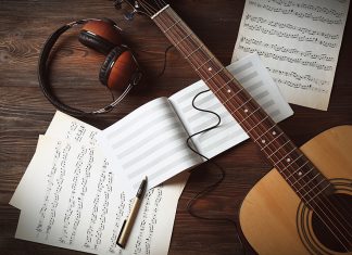 Một câu chuyện cũ về người làm thơ và người phổ nhạc năm xưa