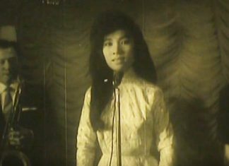 Xem lại Thanh Thúy hát “Chuyện Chúng Mình” lúc 20 tuổi trong đoạn phim năm 1963