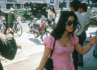 Phụ nữ Sài Gòn xưa và phong cách thời trang hiện đại từ 60 năm trước